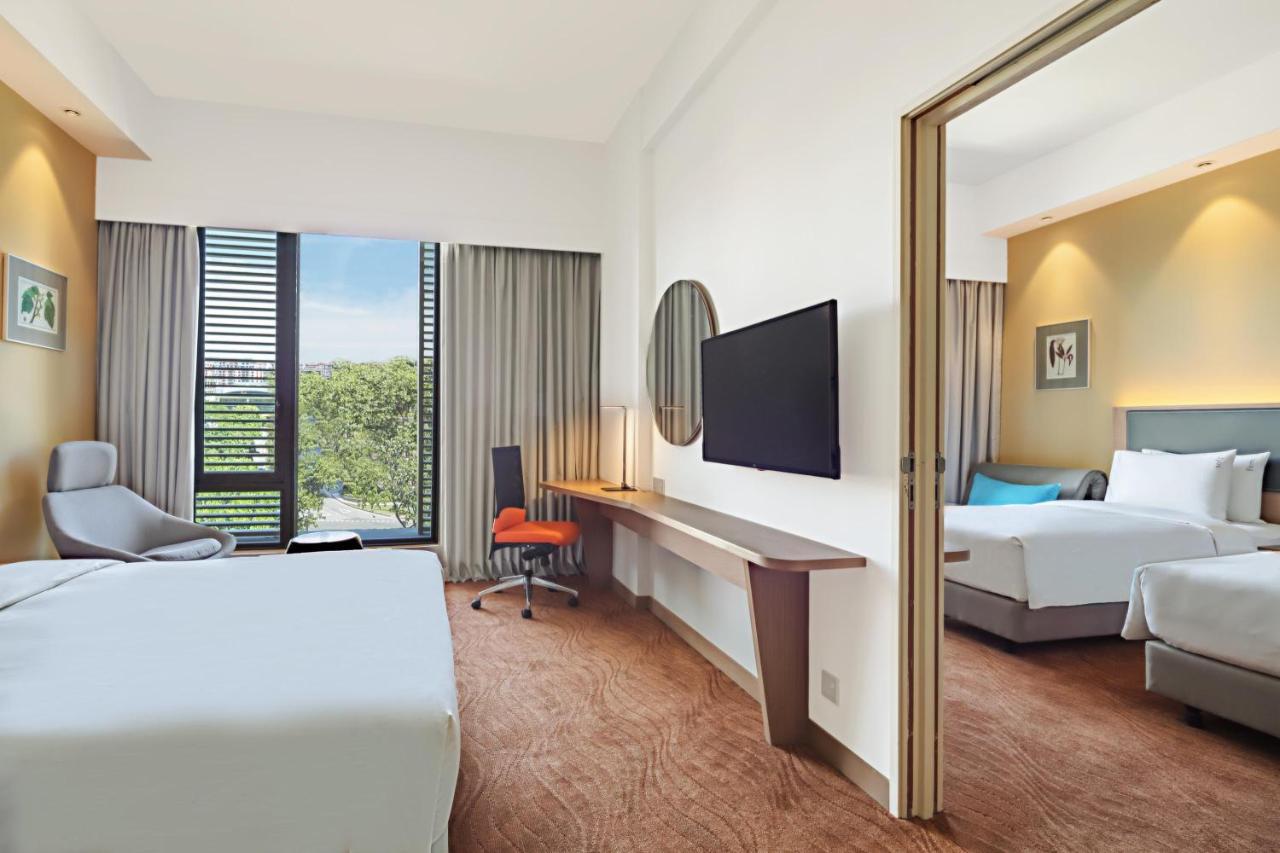 Holiday Inn Express Kota Kinabalu City Centre By Ihg Екстериор снимка