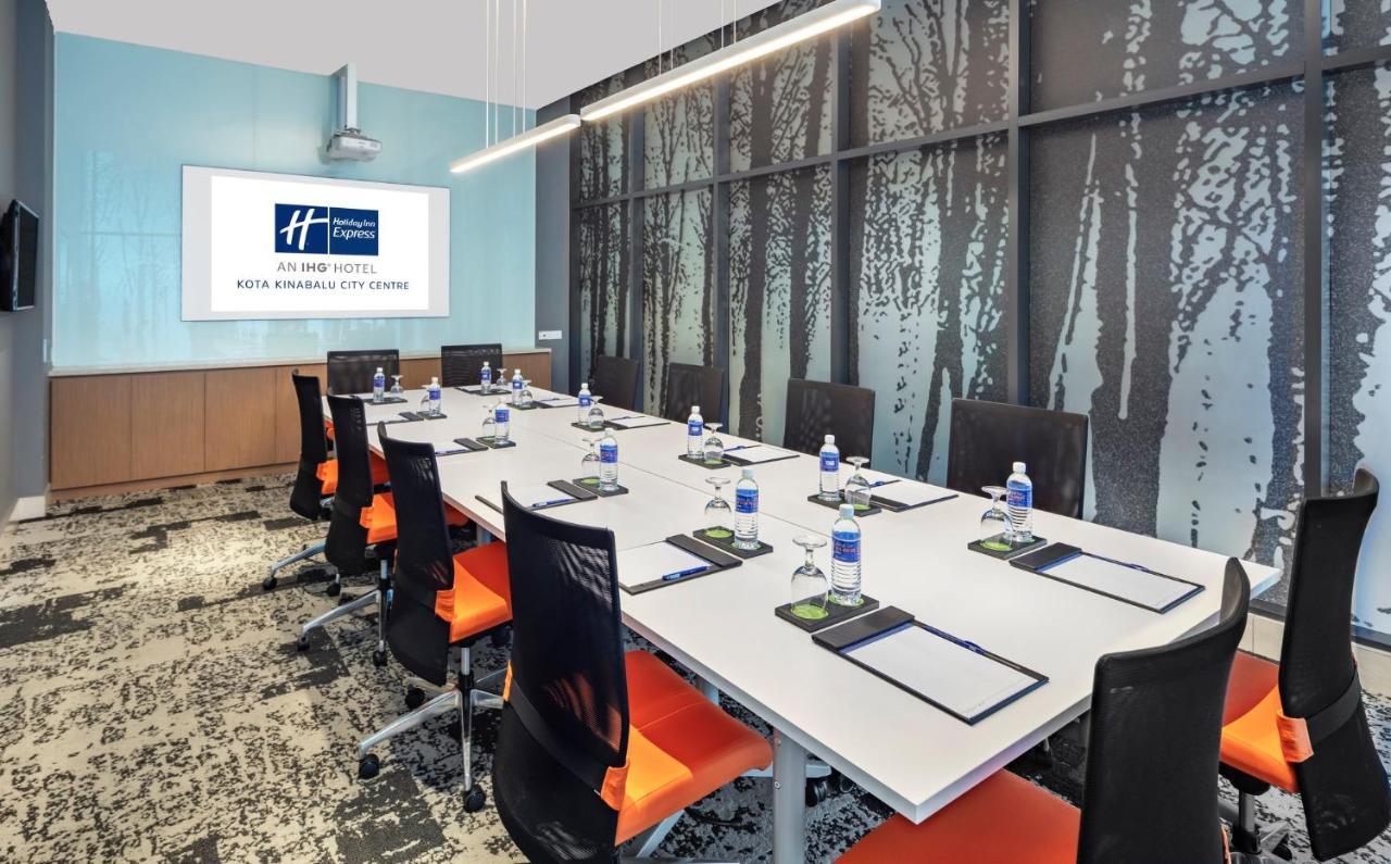 Holiday Inn Express Kota Kinabalu City Centre By Ihg Екстериор снимка