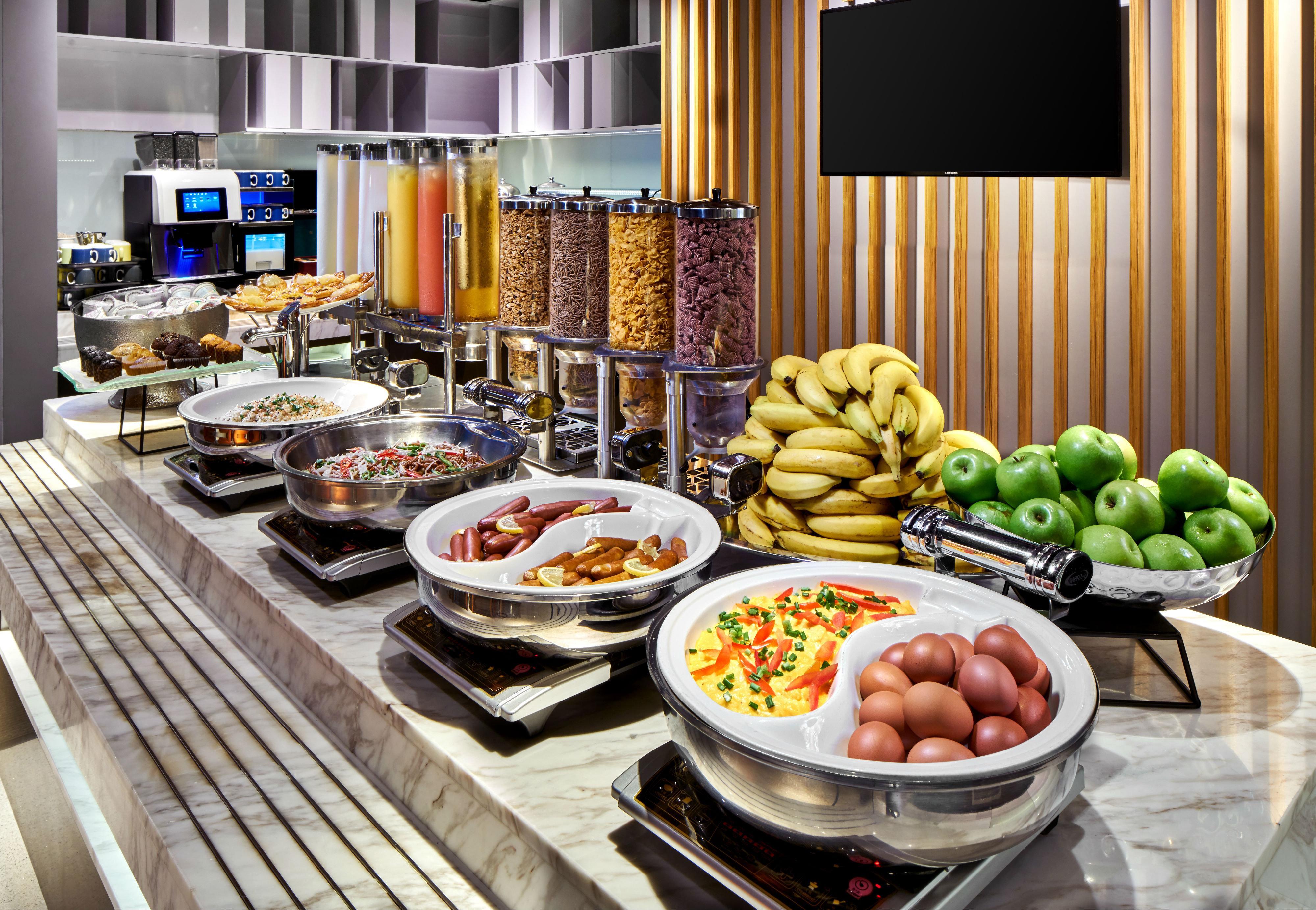 Holiday Inn Express Kota Kinabalu City Centre By Ihg Екстериор снимка