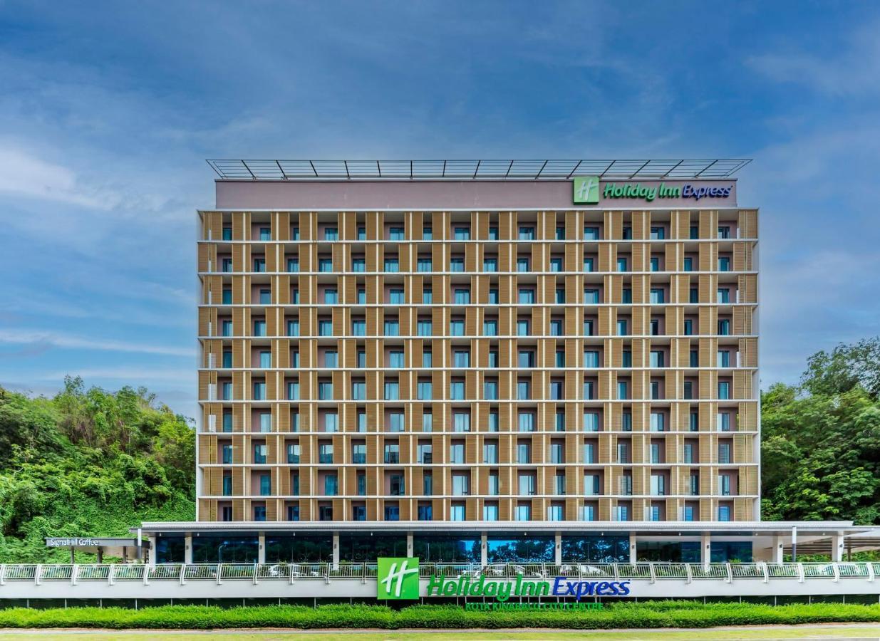 Holiday Inn Express Kota Kinabalu City Centre By Ihg Екстериор снимка
